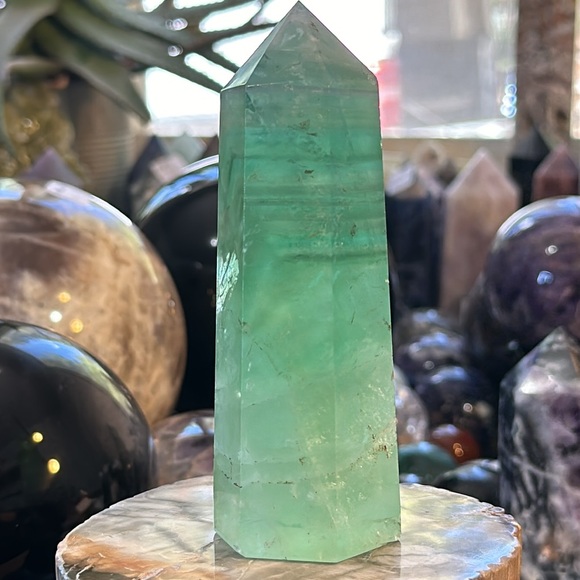 Green Fluorite Crystal Tower With Rainbows! - Picture 6 of 10